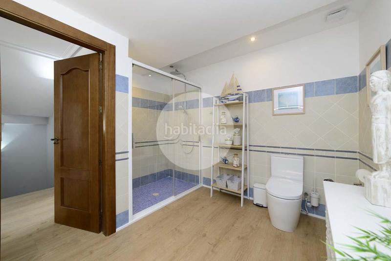 Foto cf1aa10b-9649-4366-b7b6-3ec43eb13aae. Chalet en Campoamor Orihuela