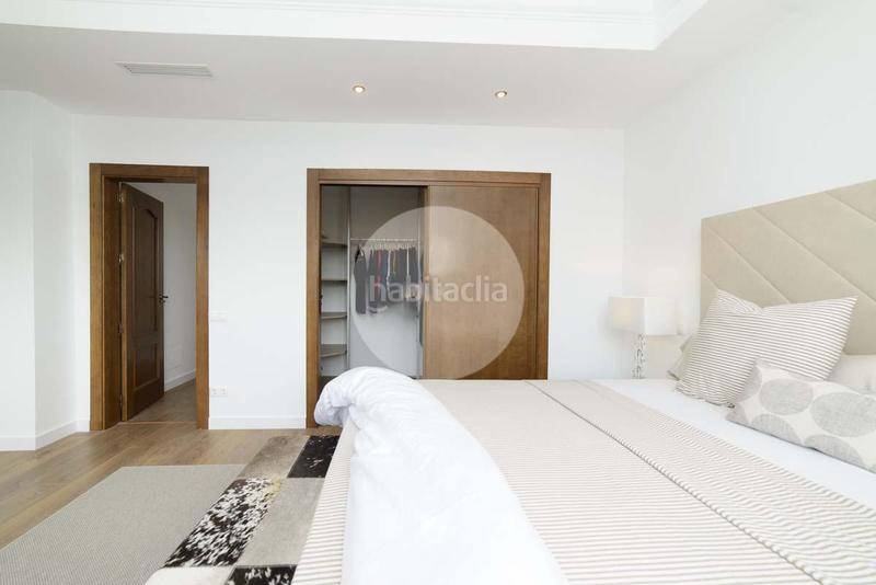 Foto f538b6b6-1f07-4a36-987a-b78e51aea682. Chalet en Campoamor Orihuela