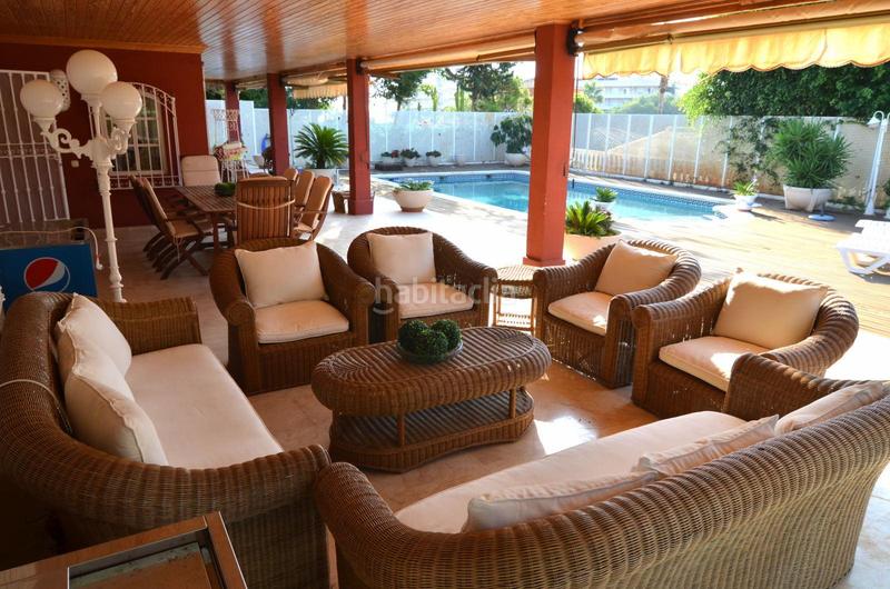 Foto d2a6ecb4-c56f-4db6-a41b-4490226320d1. Chalet en Campoamor Orihuela