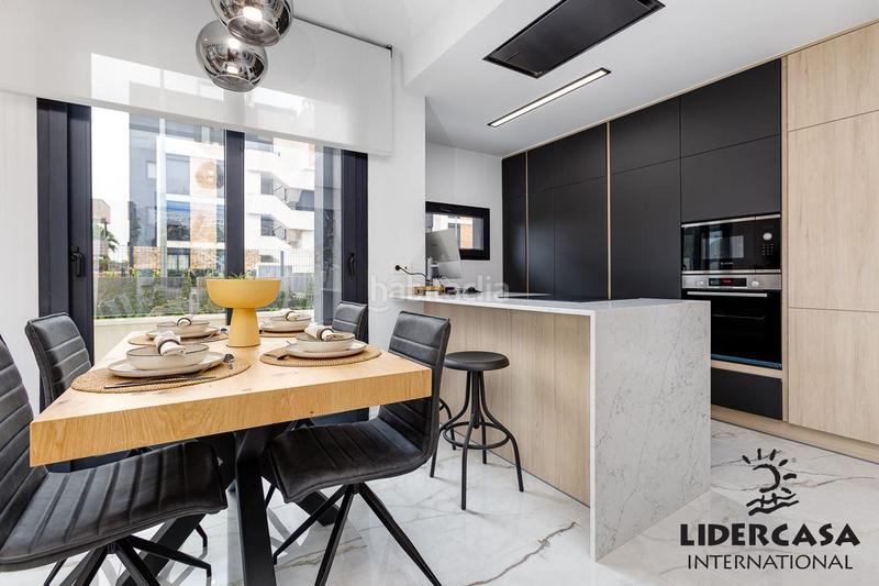 Foto ba679a09-0c2e-4aa5-a354-f5e90d7a7399. Apartamento en La Florida Orihuela