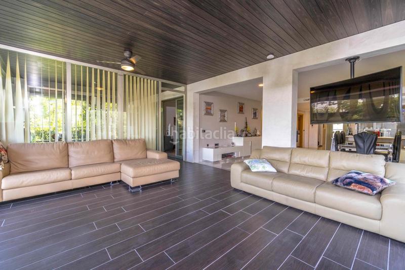 Foto 9d412ee8-18f8-4487-8d7d-81873df71496. Chalet mit parking pool in Campoamor Orihuela