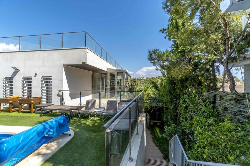 Foto b5e9c101-3a4e-4c48-b79c-b180634a4d1f. Chalet mit parking pool in Campoamor Orihuela