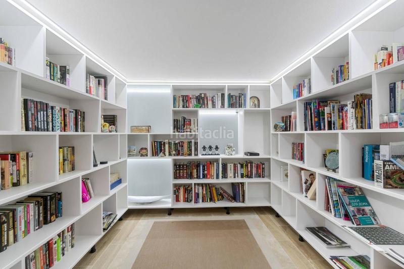 Foto f59234d5-d626-4db7-82af-1a657532cc21. Chalet mit parking pool in Campoamor Orihuela