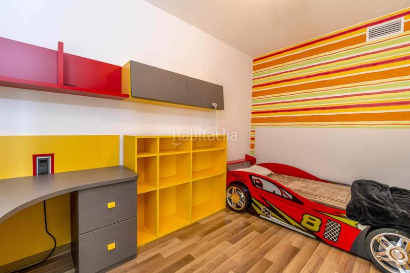 Foto 0d457106-f8b9-4ad5-998e-b13c1644f3a0. Chalet with parking pool in Campoamor Orihuela