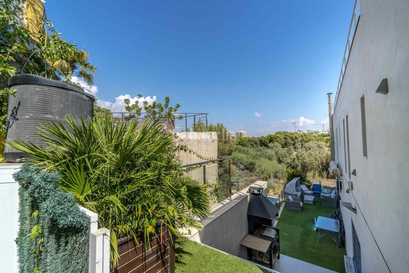 Foto 6b20dedd-c23f-42e1-b63b-c6a452d5e6ab. Chalet with parking pool in Campoamor Orihuela