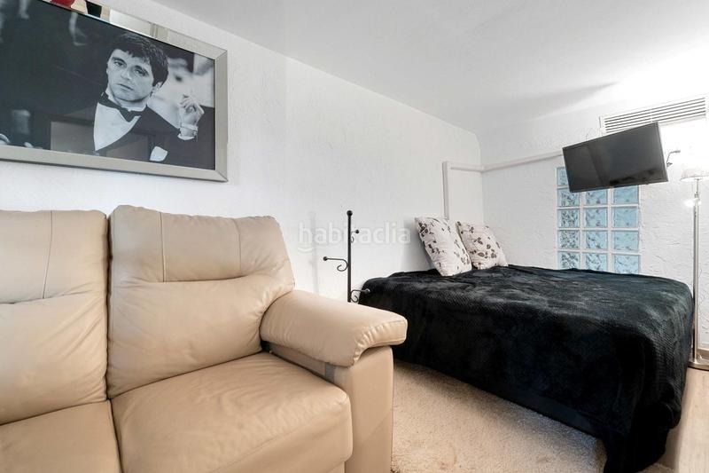 Foto 8fbf8c8e-bf80-4d94-9882-21a2a8c30b0e. Chalet with parking pool in Campoamor Orihuela