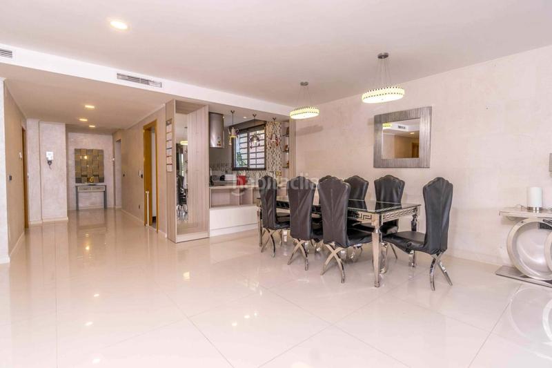 Foto cb6c55af-51cf-431b-879a-7addfdadb52d. Chalet with parking pool in Campoamor Orihuela