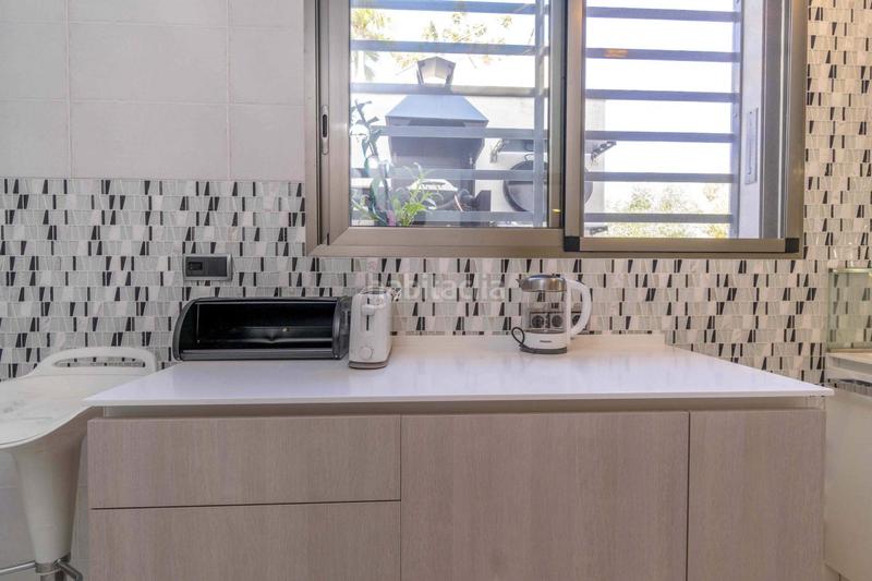 Foto cb764fb7-14f0-49cc-a88f-bf4382a25543. Chalet with parking pool in Campoamor Orihuela