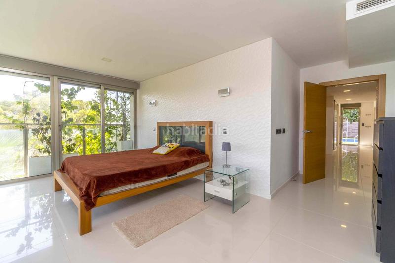 Foto dd41be19-711d-42f7-b5c9-695fba3e5235. Chalet avec parking piscine dans Campoamor Orihuela