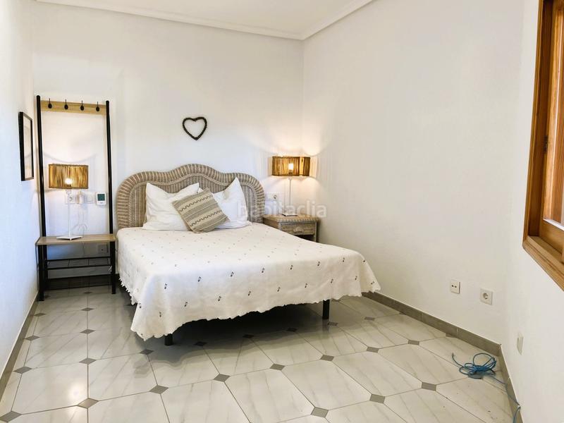 Foto 52764649-7214-46e5-abe3-1a799efacace. Chalet avec parking piscine dans Campoamor Orihuela