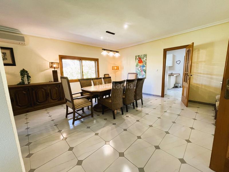 Foto f1bae595-fa0a-4335-bcd8-a09bfb38ab1b. Chalet avec parking piscine dans Campoamor Orihuela