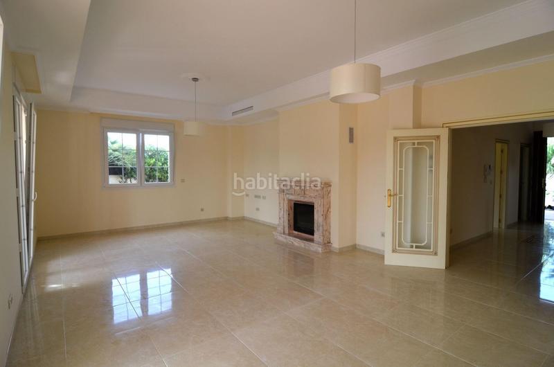 Foto 0b7024fc-71aa-45ad-96c4-700ede0999dd. Chalet con parcheggio piscina in Cabo Roig Orihuela