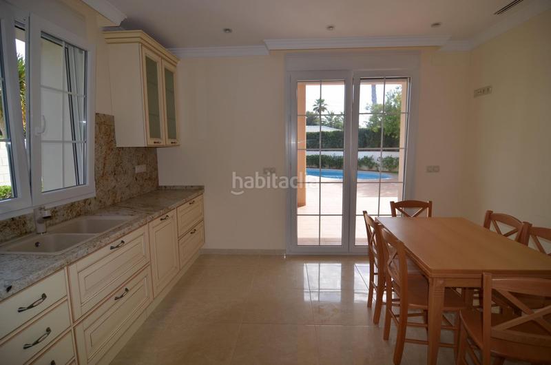 Foto 51c02afa-a696-4275-a6bd-c7678d747062. Chalet con parcheggio piscina in Cabo Roig Orihuela