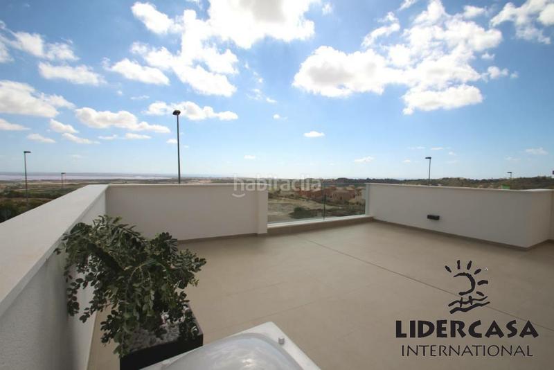 Foto 6f3b8b66-5921-4ad4-a800-40450621da8d. House with parking pool in Campoamor Orihuela