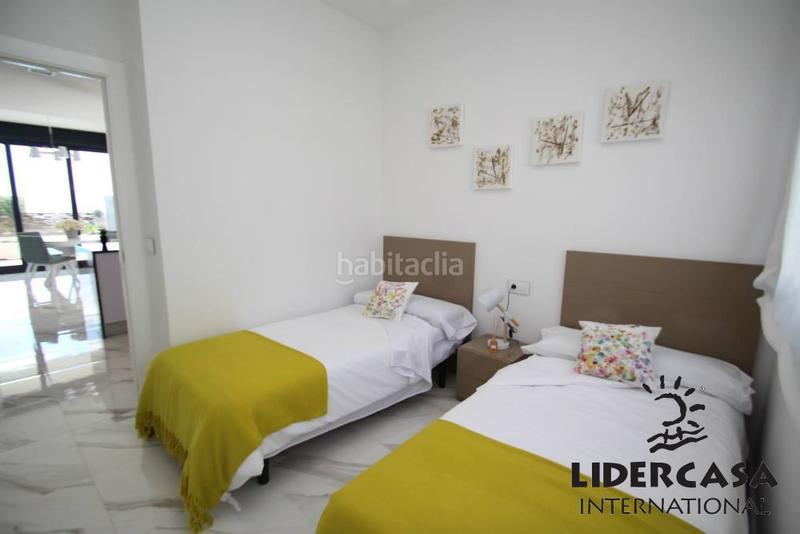 Foto 7b3614e5-12a3-4804-af54-5c0e1adf69aa. House with parking pool in Campoamor Orihuela