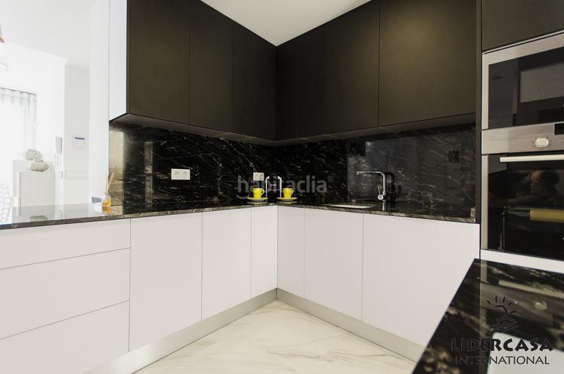 Foto e644ebae-d4ea-4b66-943b-e321b0d10311. House with parking pool in Campoamor Orihuela