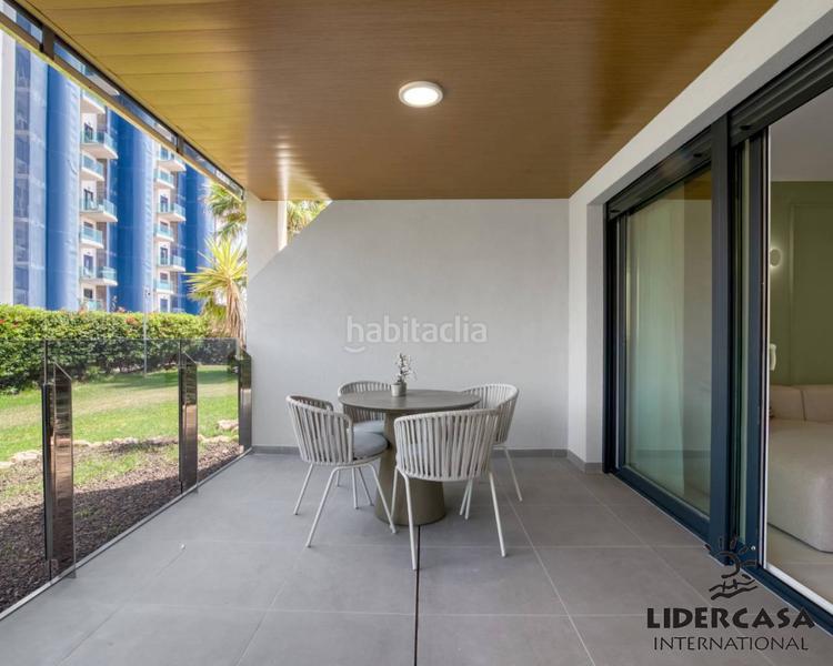 Foto 51ec05cc-da65-4e17-b608-b8fd68788d4e. Penthouse with parking pool in Punta Prima Torrevieja