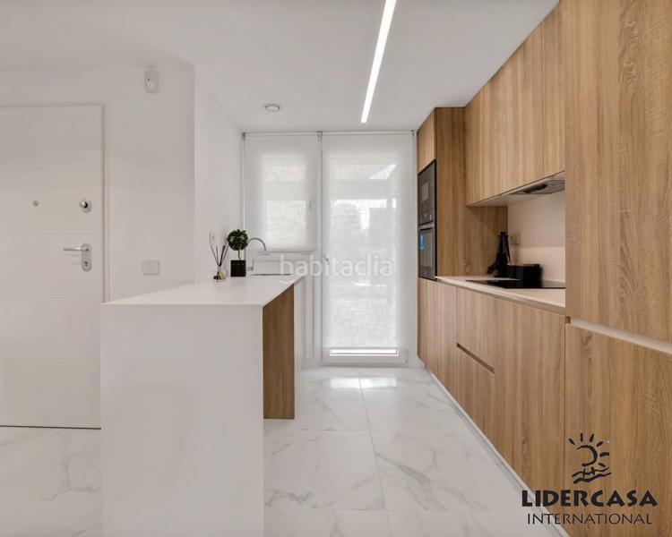 Foto 89006c83-69d8-4bae-8a21-85d612b9650b. Penthouse with parking pool in Punta Prima Torrevieja