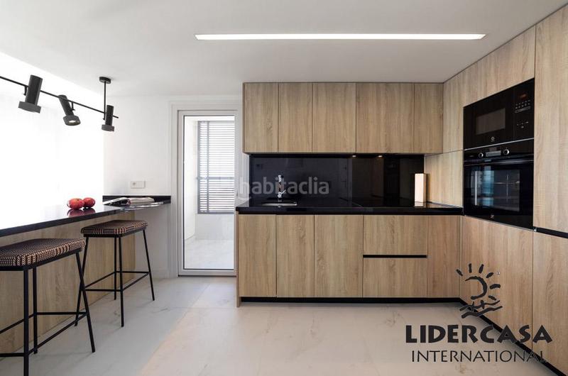 Foto 70bd6300-4cf6-4a88-81a0-8d3e4c70878b. Apartament amb aparcament piscina a Punta Prima Torrevieja