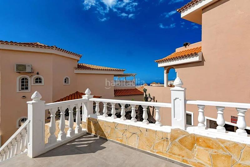 Foto a2bc0dd2-72c7-4658-8ace-320e24b91bf2. House in Callao Salvaje - Playa Paraíso Adeje