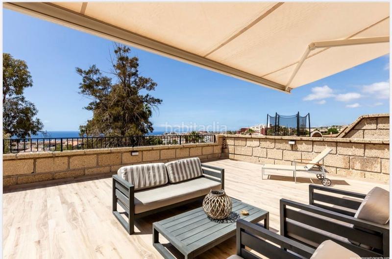 Foto 36700c0e-cba7-4730-85d4-a444c9afa245. Maison jumelée dans Playa Fañabé Alto Adeje