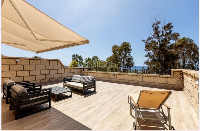 Foto 94edcd70-1782-40ed-a5d2-75179812900f. Maison jumelée dans Playa Fañabé Alto Adeje