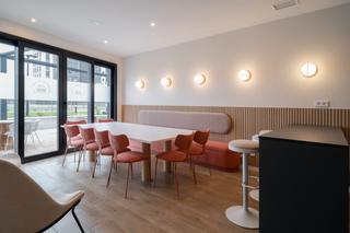 Miete Etagenwohnung in Calle de maría de las mercedes de borbón 278. Piso de 53 metros cuadrados más otros 2,84 metros cuadrados de t