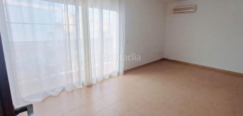 Foto 7d107486-bdff-477e-ba76-8ee24041edf1. Pis a Santa Bàrbara