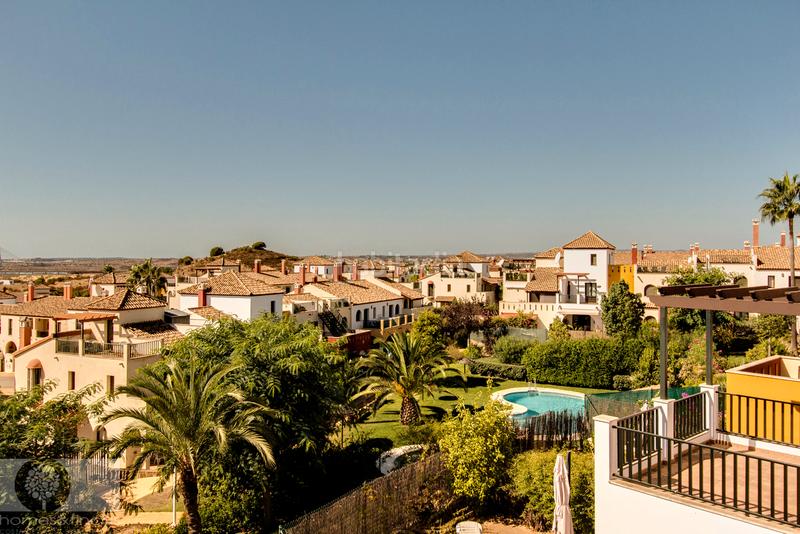 Foto 37d2d8de-a176-4527-ab96-82100a76bacb. Maison jumelée avec piscine dans Costa Esuri Ayamonte