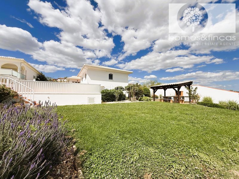 Foto 45d3d6cb-6bff-41de-87a5-b64cc227dcdb. Chalet avec cheminée parking piscine dans Costa Esuri Ayamonte
