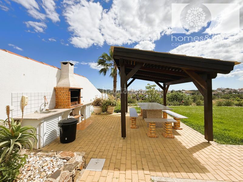 Foto 4ff300d4-6ccc-41bc-a381-9302c492bb74. Chalet avec cheminée parking piscine dans Costa Esuri Ayamonte
