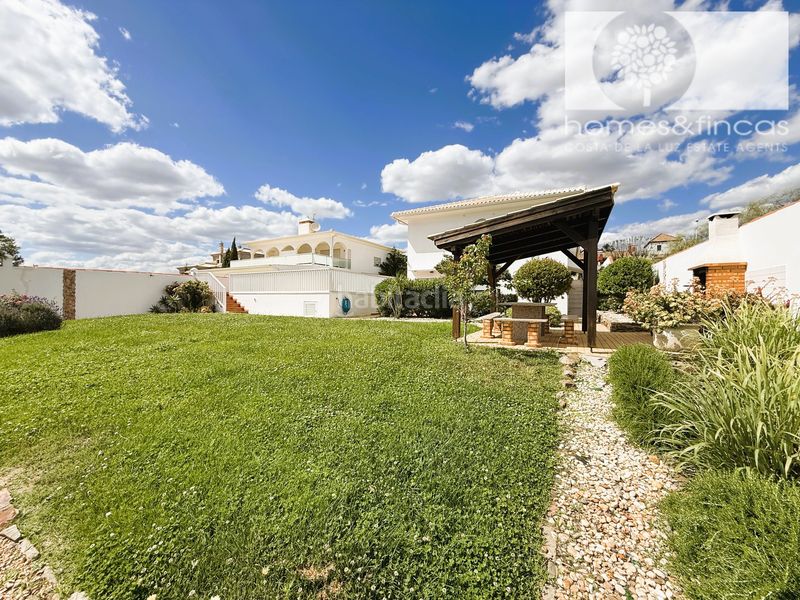 Foto a4014f0a-51cb-435c-b05f-7f0e7b26d7fb. Chalet avec cheminée parking piscine dans Costa Esuri Ayamonte