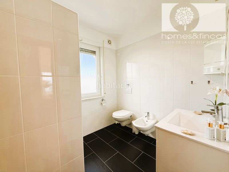 Foto b9325977-4e4a-4df8-b80e-b27718549fc3. Chalet avec cheminée parking piscine dans Costa Esuri Ayamonte