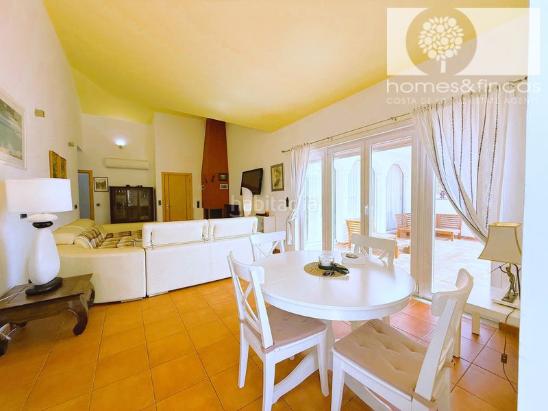 Foto d752f626-bbda-49fc-8ddf-0ddf035062db. Chalet avec cheminée parking piscine dans Costa Esuri Ayamonte