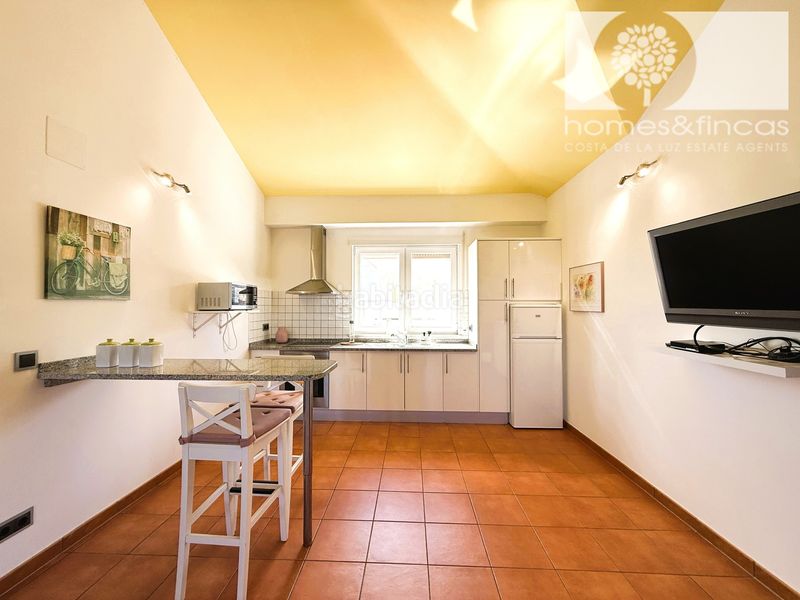 Foto e8cf9008-0a4a-45b0-88a3-20e423f4e487. Chalet avec cheminée parking piscine dans Costa Esuri Ayamonte