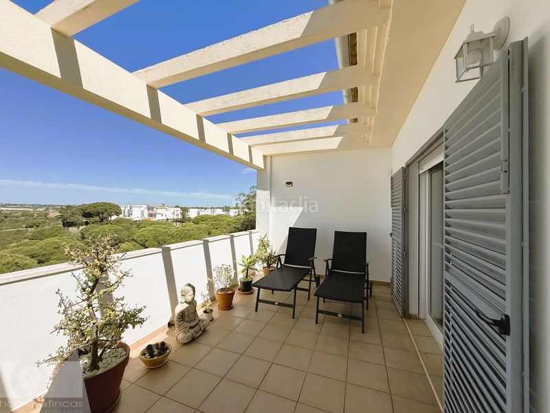 Foto 542c78f7-f821-4e45-83ce-b2e702f69b6f. Casa adossada a Lepe
