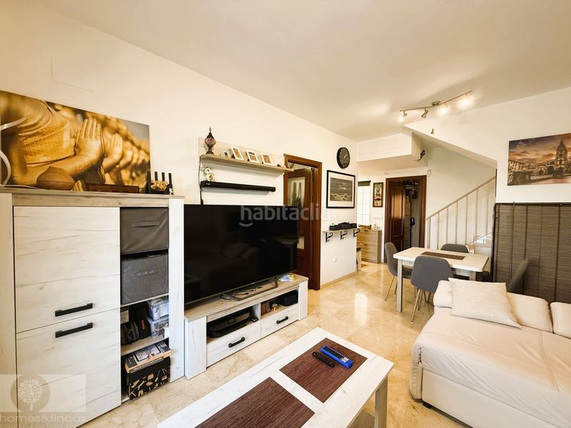 Foto 99fa95cd-56bc-477d-95be-ab926a3a827d. Casa adossada a Lepe