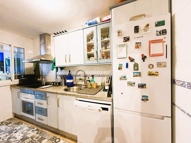 Foto e6c53594-d0f1-4541-9d7a-97970fd1e31c. Casa adossada a Lepe