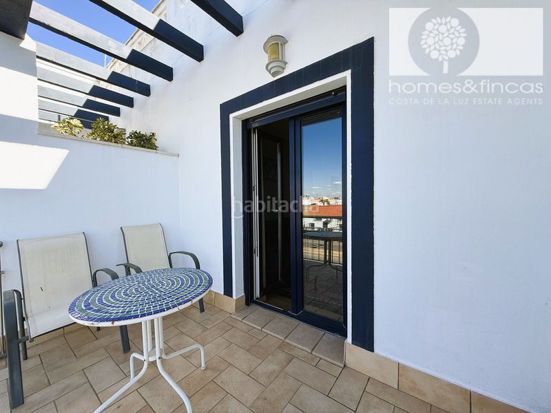 Foto 0fd5c1e3-1171-4614-849c-b3e5fe4884a6. Casa adossada amb aparcament a Isla Canela Ayamonte