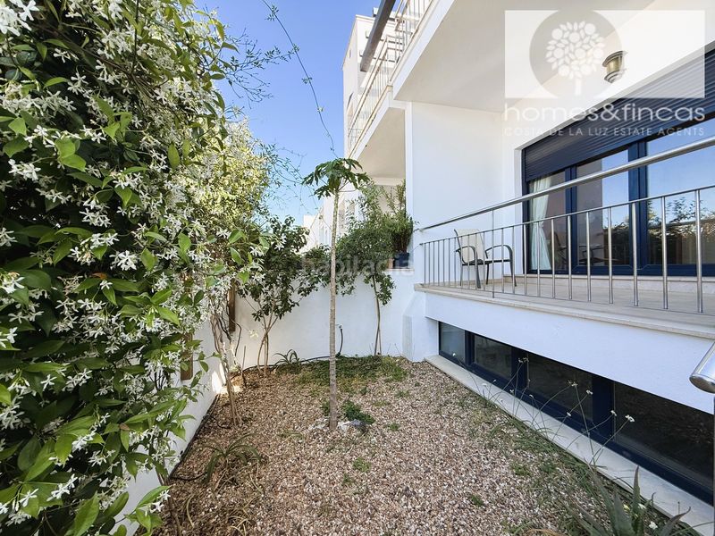 Foto dacd4198-693a-492d-a946-6a83b229ad2f. Casa adossada amb aparcament a Isla Canela Ayamonte