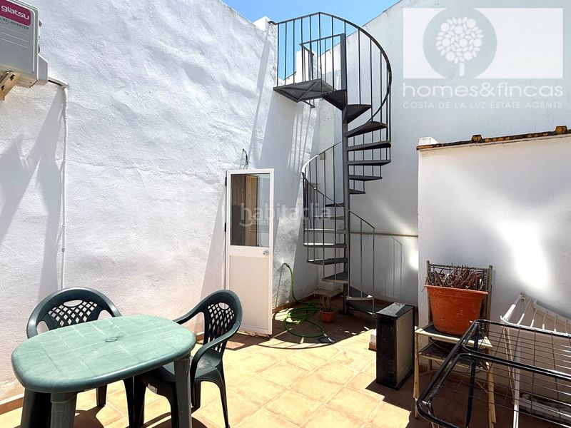 Foto 01c7663a-623c-4e9a-8b0b-eb45d2e20052. Casa a calle carmen 9 a Ayamonte ciudad Ayamonte