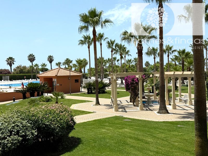 Foto d2165efa-f9fe-41dc-a128-b18fd95d5d3a. Pis amb aparcament piscina a Isla Canela Ayamonte