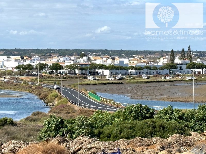 Foto 2dbe3a20-9d2e-4d1a-95d2-fa7d5aaf33f3. Àtic a avenida de la mojarra 15d a Punta del Moral Ayamonte