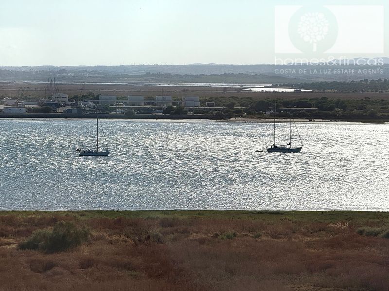 Foto 0b64a6d8-848b-4d2b-9593-6e2685d43983. Apartament a Ayamonte ciudad Ayamonte