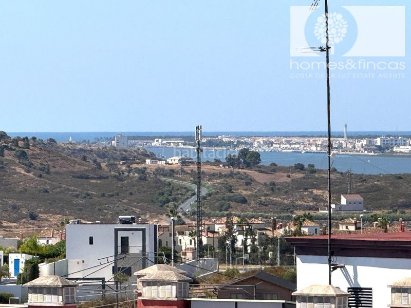Foto fceb1a1e-1cb6-47f0-ad59-6ad10d156804. Pis a calle lope de rueda 1 a Costa Esuri Ayamonte