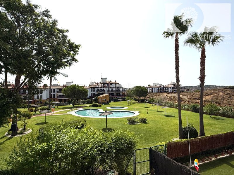 Foto a4d03172-445d-4cbb-a737-158d17d59ca1. Flat with pool in Costa Esuri Ayamonte