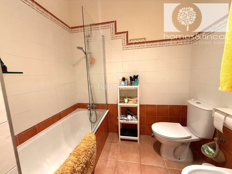 Foto 24f616ba-c059-4b8d-8edc-22dfe924f716. Chalet dans avenida rosalía de castro 119 dans Costa Esuri Ayamonte