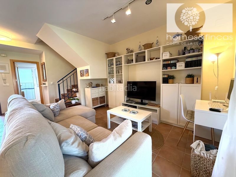 Foto 5c715ee8-9c92-47a8-a6eb-9bb93d6a1894. Chalet dans avenida rosalía de castro 119 dans Costa Esuri Ayamonte