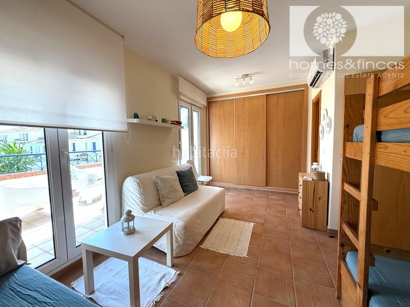 Foto c1ac08a4-7651-4f27-91a3-9bde84640518. Chalet dans avenida rosalía de castro 119 dans Costa Esuri Ayamonte