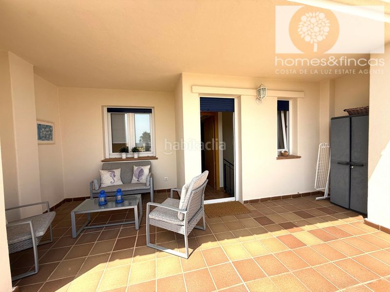 Foto c3bf0811-1a4b-48ef-9463-5094d7a2d7c3. Chalet dans avenida rosalía de castro 119 dans Costa Esuri Ayamonte